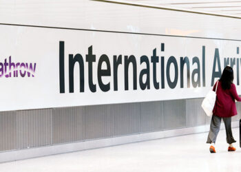Les arrivées internationales à l'aéroport d'Heathrow