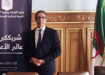 Maitre Omar Daghefli | Juriste d’affaires, ex-directeur de Banque, conseil en stratégie business et accompagnement en investissement
