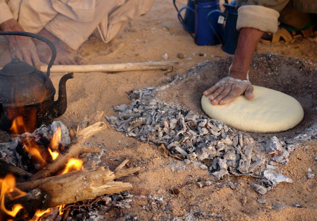 Djanet : «Tedjella», plat traditionnel très sollicité par les touristes