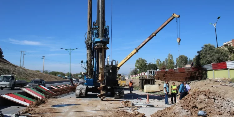 Travaux publics : Les chantiers ouverts à Alger visent à réduire les embouteillages