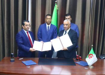 Batna : Remise de l’usine de montage de voiture et le port sec en dépendant à l’entreprise publique Fondal