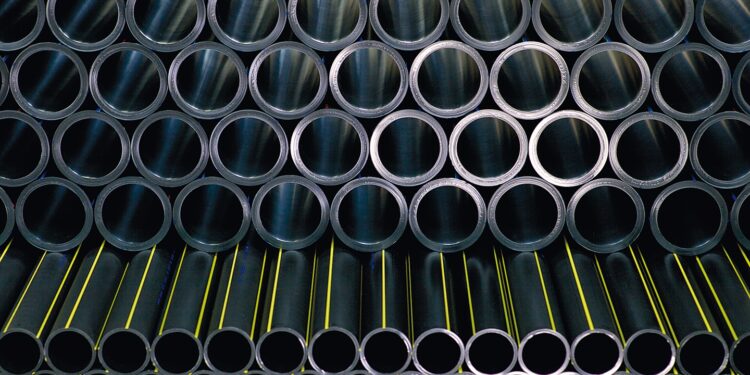 Sidi Bel Abbès : Exportation de tubes de polyéthylène et de rond à béton vers la Mauritanie