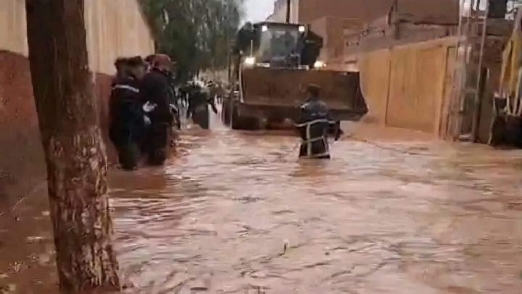 Bechar : Évacuation de 260 familles des zones inondables