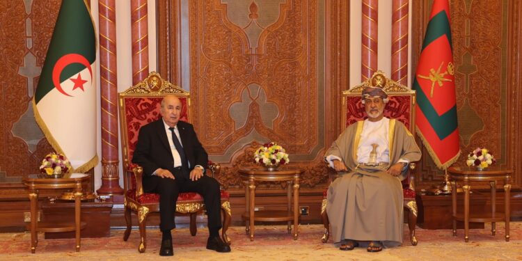 le Président de la République, M. Abdelmadjid Tebboune, effectue à partir de ce lundi au Sultanat d'Oman, où il aura des entretiens avec le Sultan Haitham ben Tariq