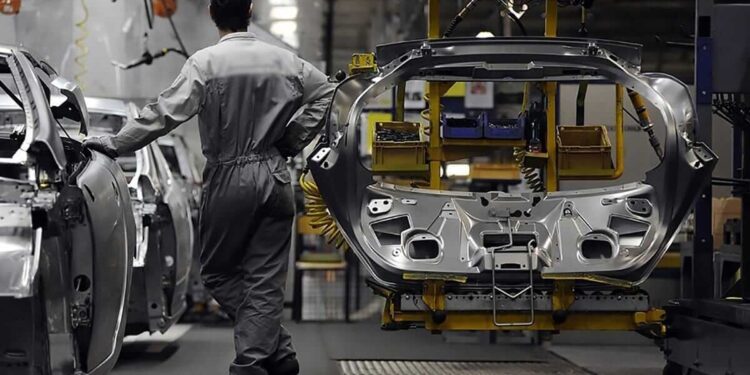 «IVECO» propose de fabriquer des véhicules utilitaires en Algérie