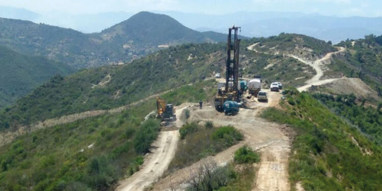 Exploitation du gisement de zinc et plomb à Bejaïa