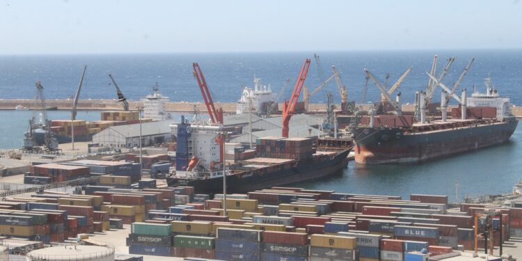 Port d'Oran : Plus de 8 millions de tonnes de marchandises traitées durant les neuf premiers mois de 2024