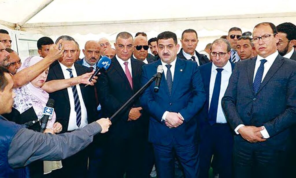 Le ministre de l'Hydraulique, Taha Derbal
