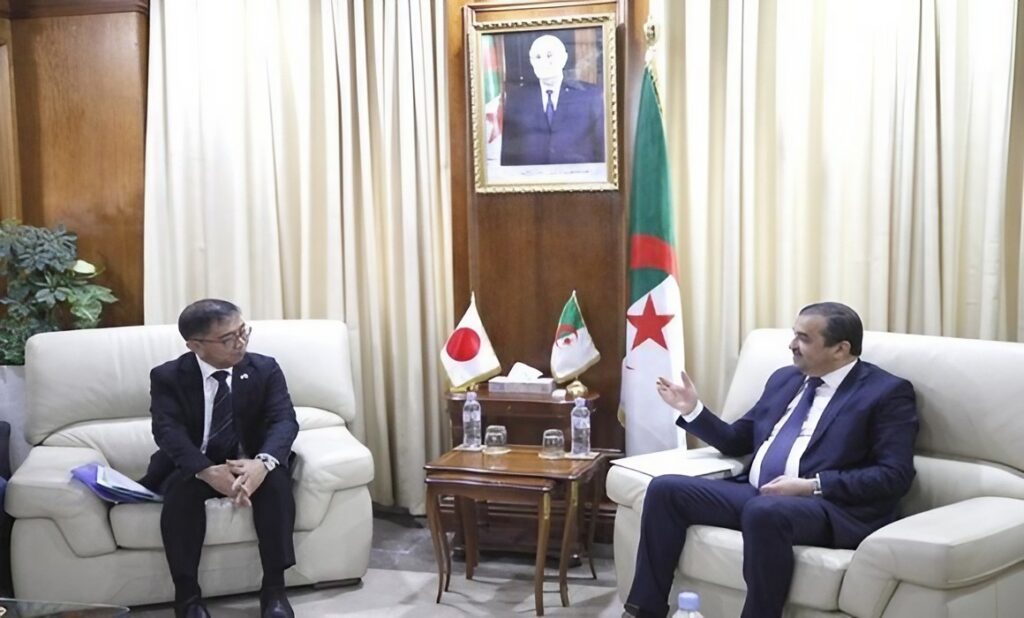 Energie et mines : Arkab examine avec le nouvel ambassadeur du Japon les moyens de renforcer la coopération bilatérale