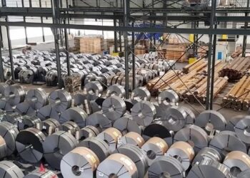 Oran : Exportation de 27.000 tonnes de plaques d’acier vers la Turquie