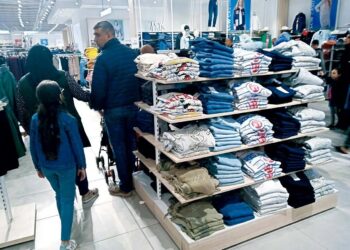 Aïd el-Fitr : Les vêtements et chaussures locaux remarqués