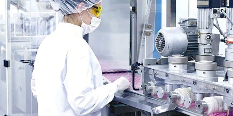 Production pharmaceutique : 76 % des besoins du pays assurés