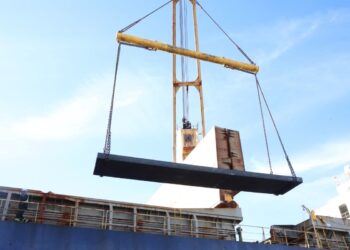 Sidérurgie : Exportation de 30.000 tonnes de plaques d'acier vers l'Italie