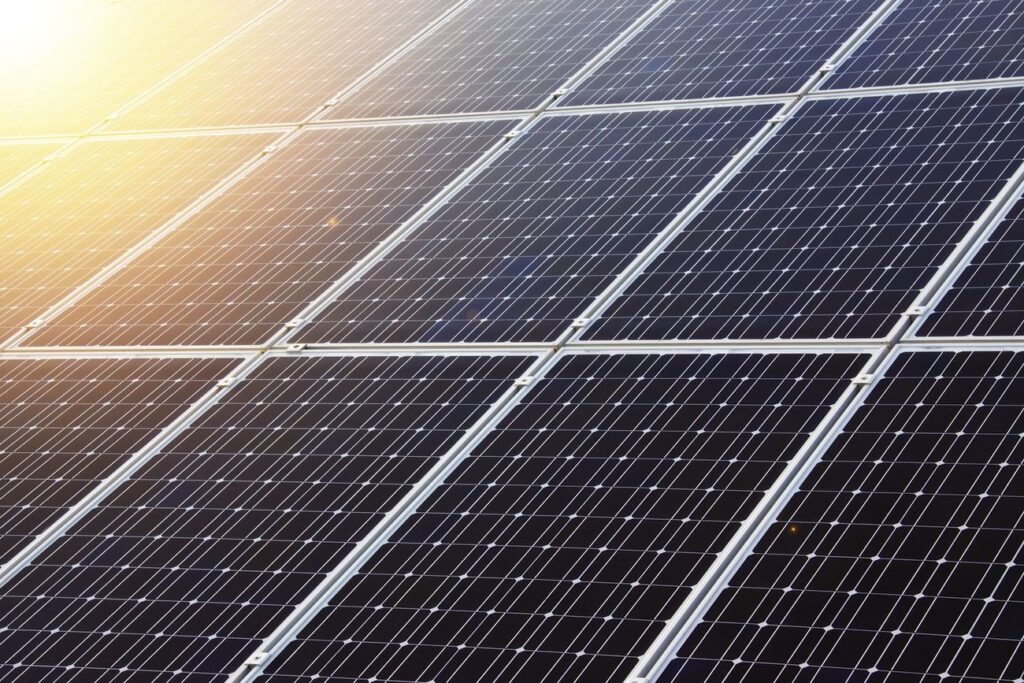 EnR : 460 mégawatts de panneaux solaires importés en trois mois 