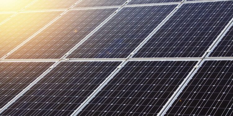 EnR : 460 mégawatts de panneaux solaires importés en trois mois 