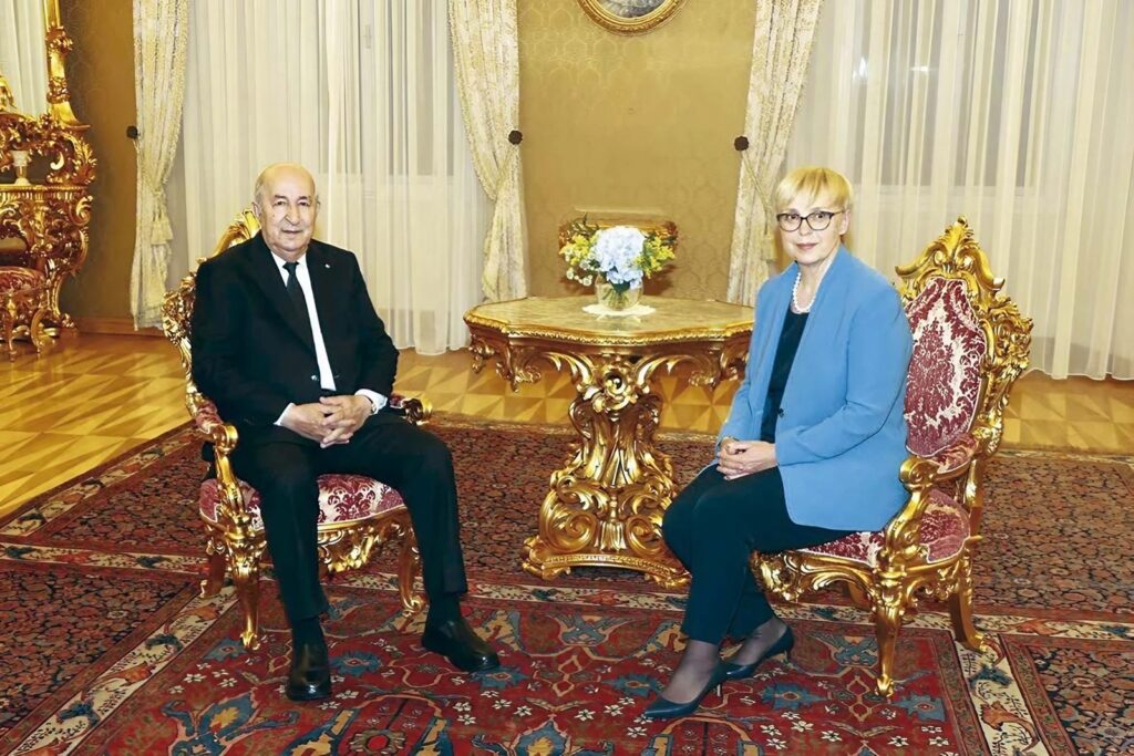 la Présidente de la Slovénie, Mme Nataša Pirc Musar a reçu le Président Tebboune