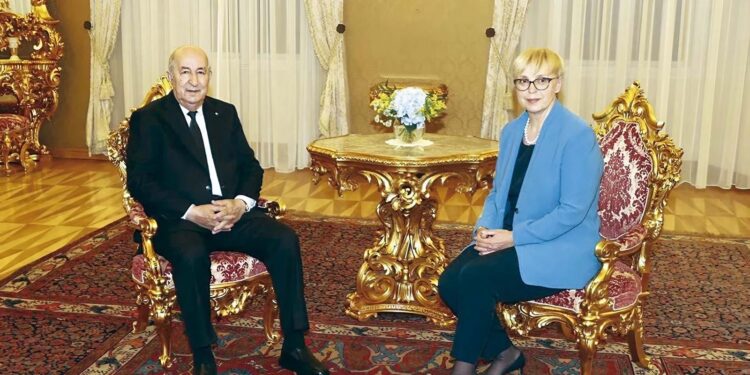 la Présidente de la Slovénie, Mme Nataša Pirc Musar a reçu le Président Tebboune