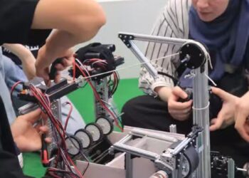Ouargla : Forte participation au concours de robotique des jeunes