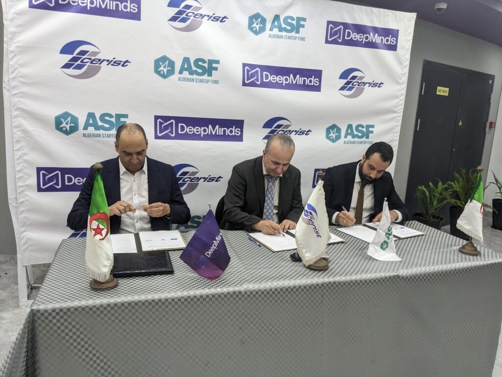 Signature d'une convention tripartite : Lancement d'un programme de réalisation de 1.000 projets technologiques