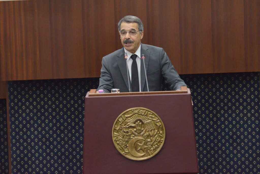 Le ministre des Finances, M. Abdelkrim Bouzred