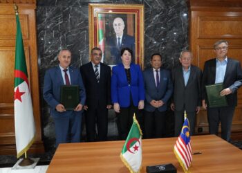 Mines : Signature d'un mémorandum d'entente entre le groupe "Sonarem" et le groupe malaisien "Lion"