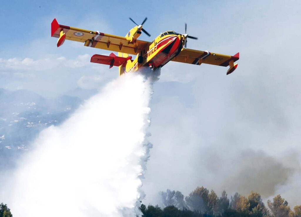 De gros moyens terrestres et aériens mobilisés : L’Etat muscle son dispositif anti-incendie
