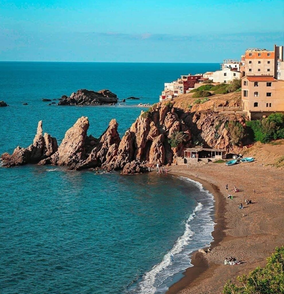 Tipasa : 50 plages autorisées à la baignade pour la saison estivale 2025