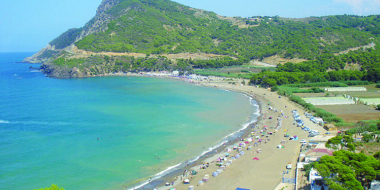 APN : Adoption du projet de loi fixant les règles générales d'exploitation des plages
