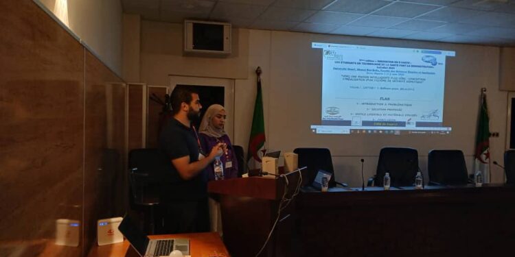 Oran : Une centaine de projets présentés au Saconet 2025