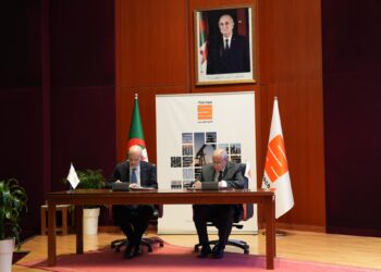 Le contrat a été paraphé, au siège la direction général de Sonatrach, par son PDG, Rachid Hachichi et celui du groupe italien, Claudio Descalzi