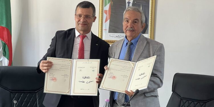 Un mémorandum de coopération a été signé, hier dimanche à Alger, entre l'Agence algérienne de promotion de l'investissement (AAPI) et le Haut-conseil de la langue arabe (HCLA)