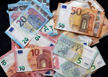 Chlef : Démantèlement d’un réseau de faux-monnayeurs, 1,4 million d’euros saisis