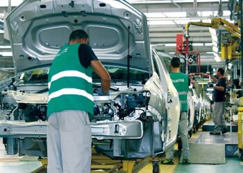 Sous-traitance, innovation, intégration locale : Nouveau plan pour l’industrie automobile