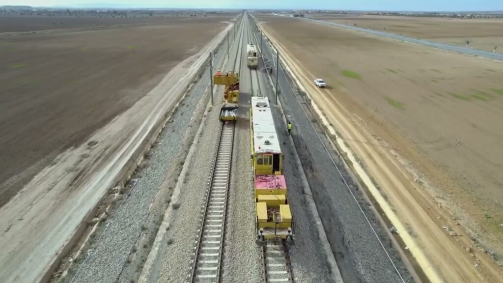Tindouf : Réception de la voie ferroviaire Tindouf/Gara-Djebilet