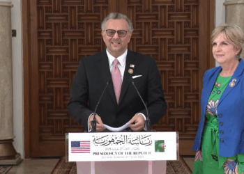 Le haut conseiller du président américain pour l'Afrique, les Affaires arabes et le Moyen Orient, M. Massad Boulos aux côtés de son Excellence l'ambassadrice des États-Unis en Algérie
