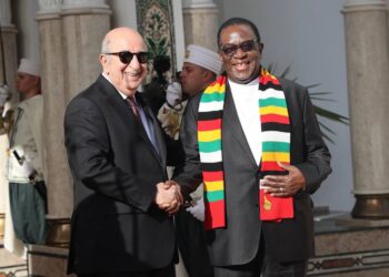 Visite du président zimbabwéen en Algérie : Volonté commune de renforcer la coopération bilatérale