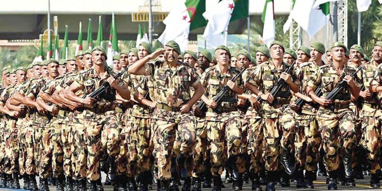 Revue El-Djeïch : La cohésion entre les Algériens et leur armée, une épine dans la gorge des ennemis de l'Algérie
