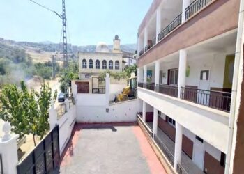 Timezrit (Bejaia) : Un nouveau groupe scolaire ouvre ses portes à Takitount
