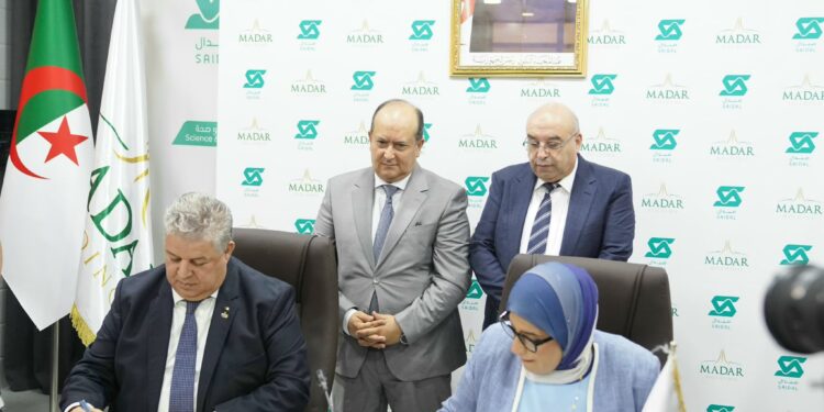 Le groupe public pharmaceutique Saïdal a signé, hier, samedi, un accord de partenariat avec la société Madar Holding pour la réalisation, à Sidi Abdellah, d’une clinique de thérapie cellulaire relevant de Saïdal.