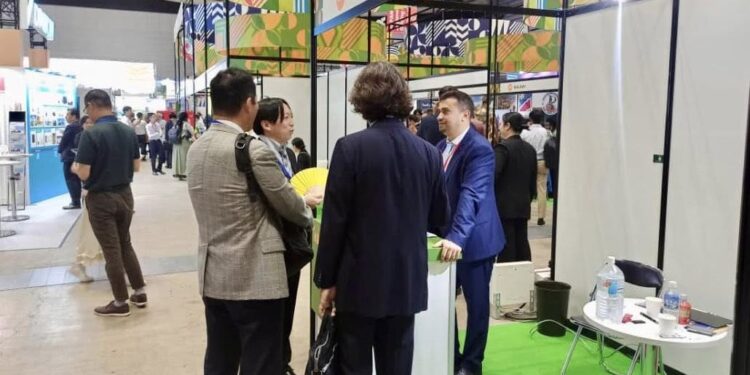 Le stand de l'Agence algérienne de promotion de l'investissement (AAPI) au salon Africa Lounge, organisé du 20 au 22 août à Yokohama (Japon), a suscité l'intérêt des entreprises japonaises, indique vendredi un communiqué de l'Agence