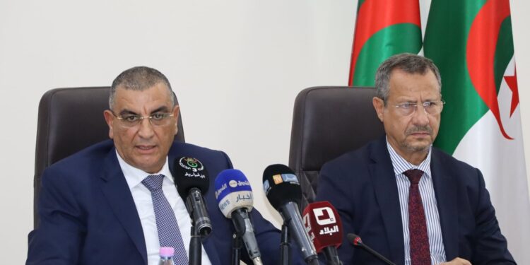 le ministre des Travaux publics et des Infrastructures de base, M. Abdelkader Djellaoui