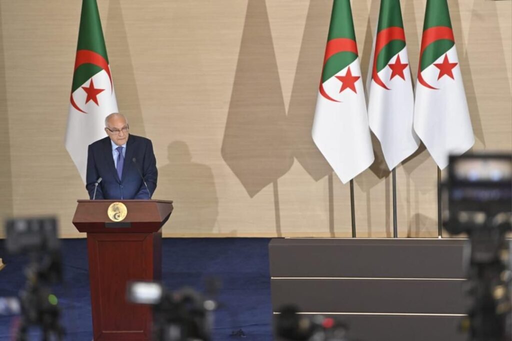 Ahmed Attaf dresse le bilan de la foire du commerce intra-africain : des résultats record