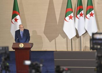 Ahmed Attaf dresse le bilan de la foire du commerce intra-africain : des résultats record