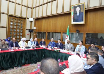 Lors d'une séance audition devant la Commission des finances et du budget à l'Assemblée populaire nationale (APN) consacrée au budget du secteur inscrit dans le PLF 2026, en présence de la ministre des Relations avec le Parlement, Nadjiba Djilali, et présidée par Mohamed Benhachem, président de la Commission
