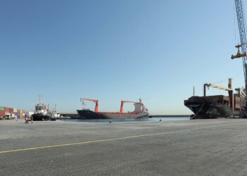 Sayoud inaugure un nouveau quai au port d’Alger : La modernisation portuaire s’accélère