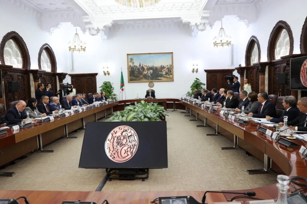 PLF 2026, préservation des terres agricoles, stations de dessalement… Les orientations du Président Tebboune