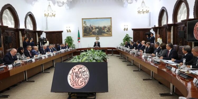 PLF 2026, préservation des terres agricoles, stations de dessalement… Les orientations du Président Tebboune