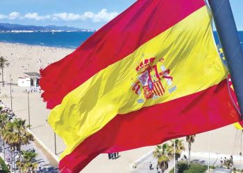 L’Espagne face à ses miroirs brisés : Une nation entre éclat économique et failles systémiques