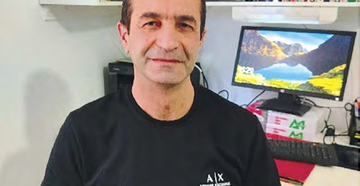 Slimane MERZOUG, professeur en sciences économiques
