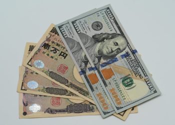 Devises : Le dollars soutenu le Yen dévisse
